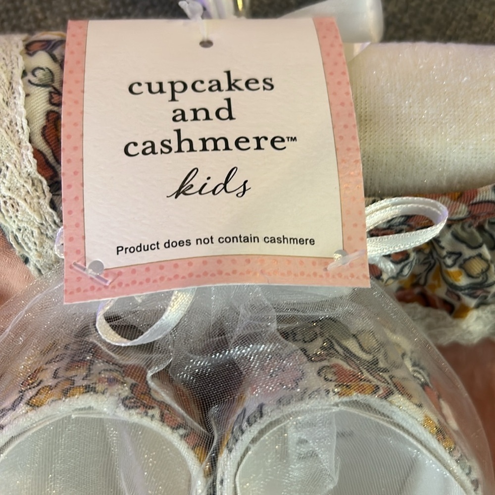 Cupcakes & Cashmere pink outfit set Size 0-3 months - Picture 5 of 9